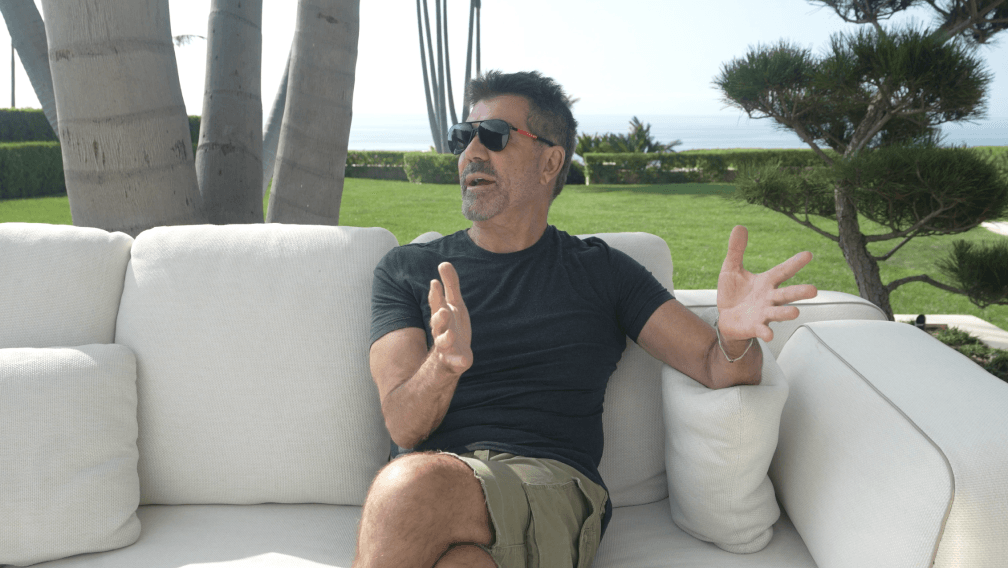 Global music mogul Simon Cowell backs Lounges.tv